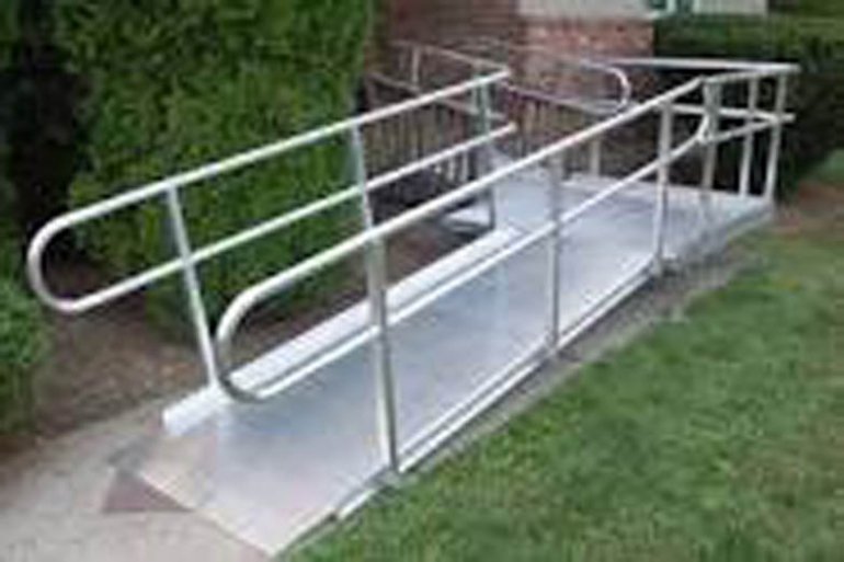 Open Aluminum Mesh Modular Ramp