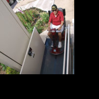 Vertical CPL400 Platform Lift thumbnail